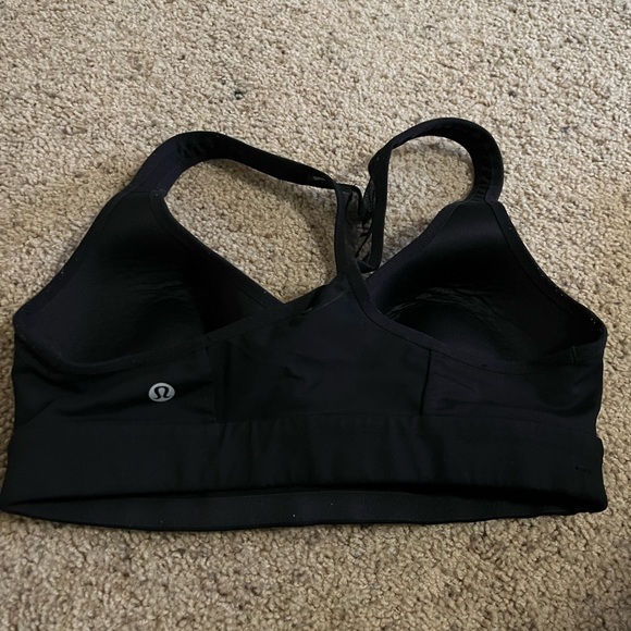 Lululemon sports bar size 6 - Picture 5 of 5